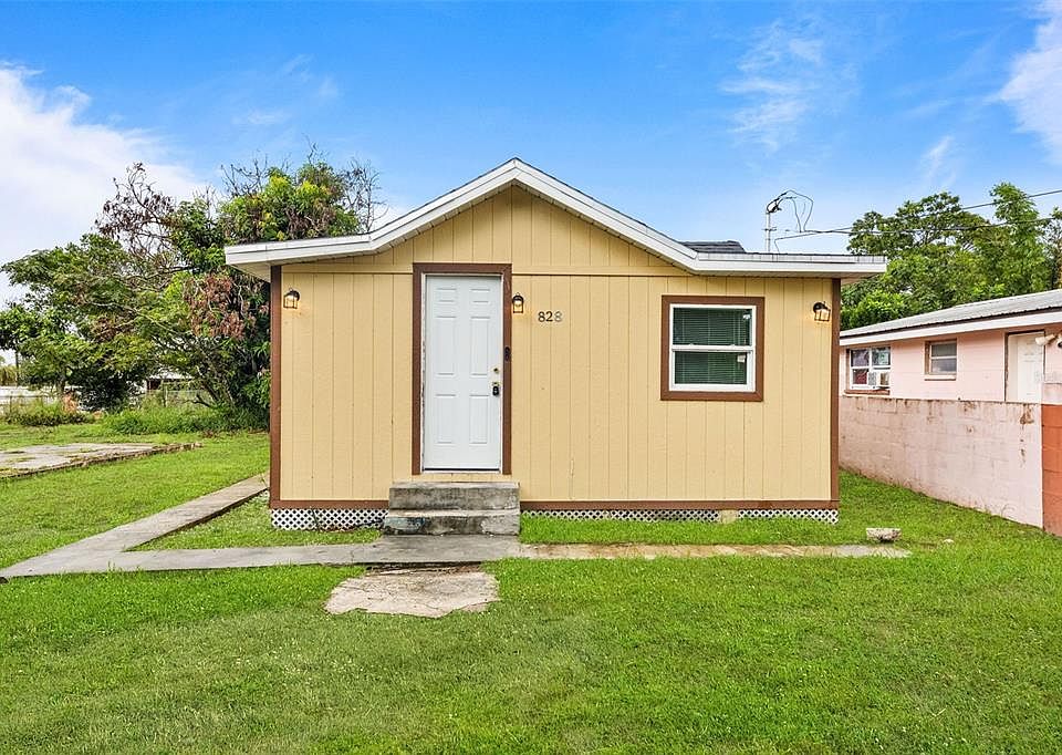 1st image of 828 BOOKER AVENUE