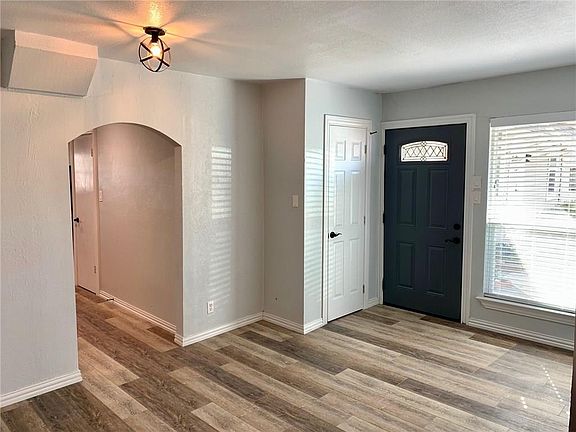 2nd image of 507 Ferris Ave