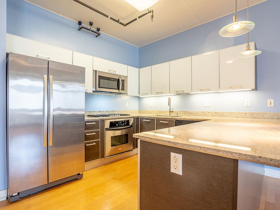 1st image of 645 W 9th St APT 643