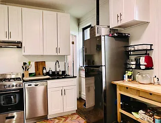 Rented by Bond New York