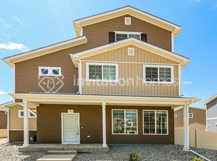 3366 Pearwood Dr, Johnstown, CO 80534