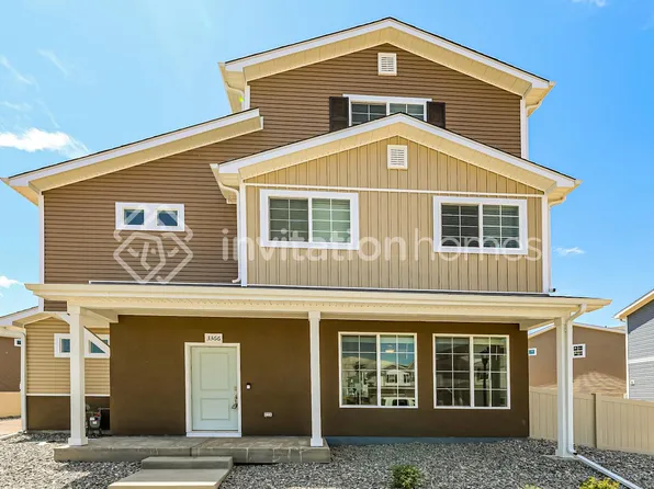 3366 Pearwood Dr, Johnstown, CO 80534