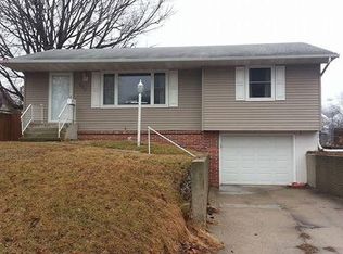 525 5th St, Nevada, IA 50201