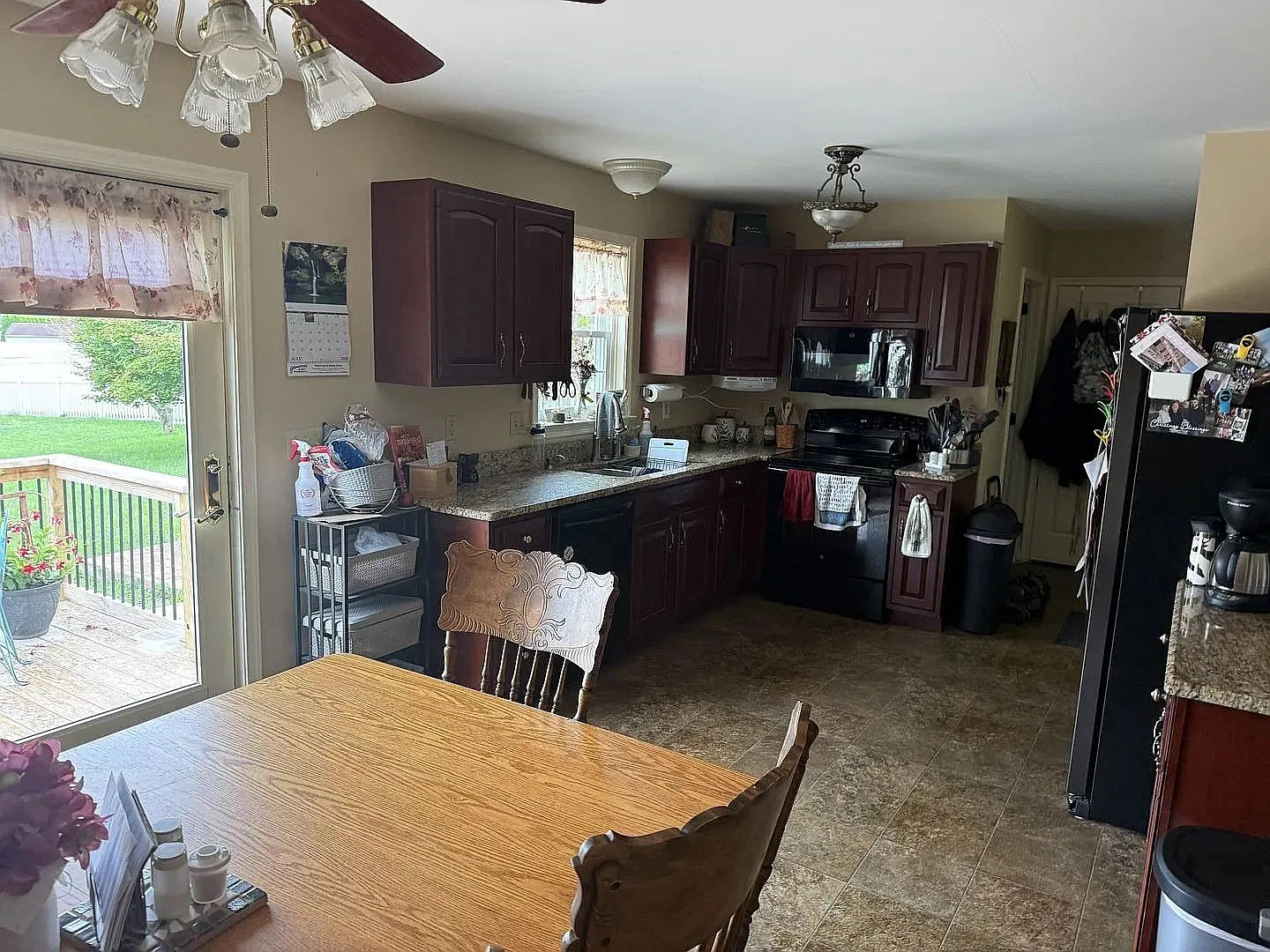 Beautiful 4 BR Home in Warwick School District! — Photo 2