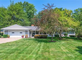 30118 Meadowlane Dr, Bay Village, OH 44140