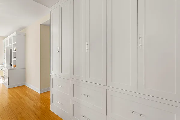 Sold by Compass | media 8