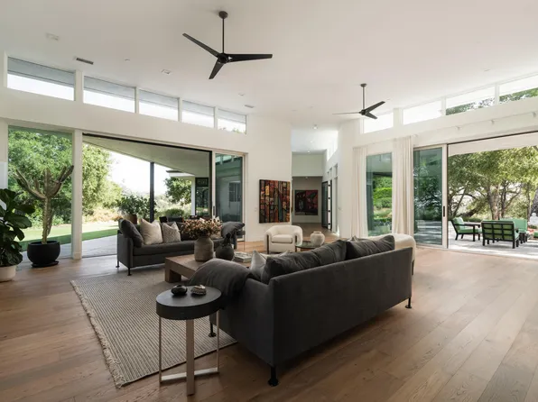 4586 Serenity Ln, Santa Barbara, CA 93111