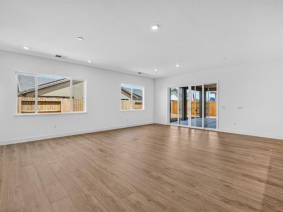 5th image of 1384 Alpine Way