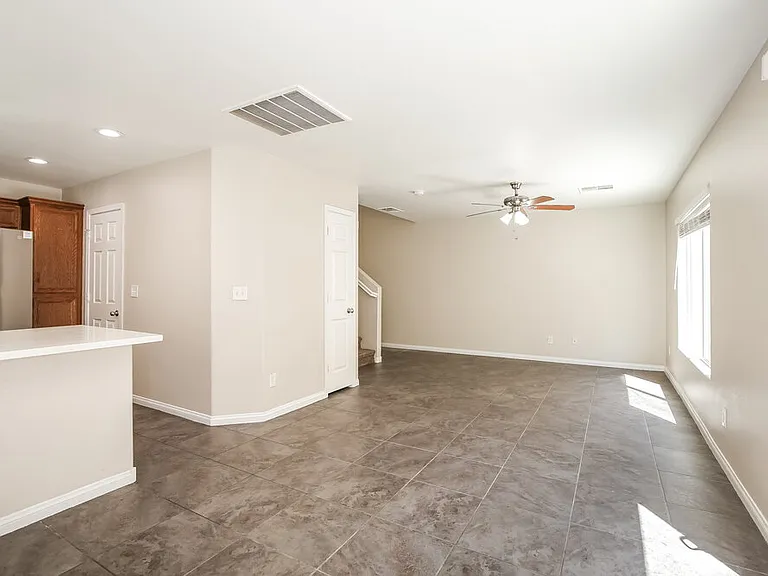 9453 Milkweed Canyon Ave — Photo 7