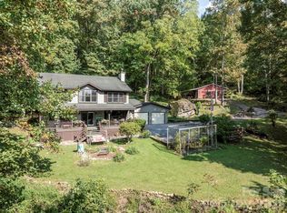 150 Sorghum Dr, Waynesville, NC 28785