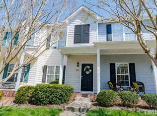 209 Hyannis Dr, Holly Springs, NC 27540