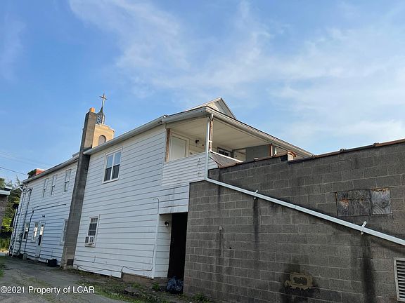 2nd image of 204 Zerby Ave