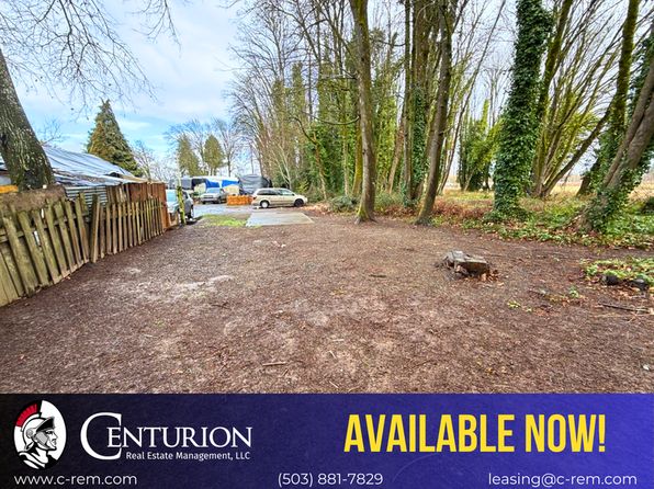 3010 Phyllis St NE APT 19