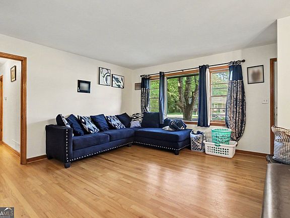 3rd image of 6065 Monica Dr