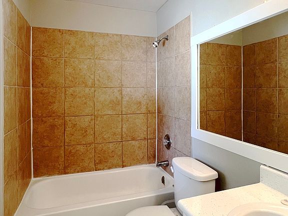 2nd image of 1500 Sophie Blvd #1