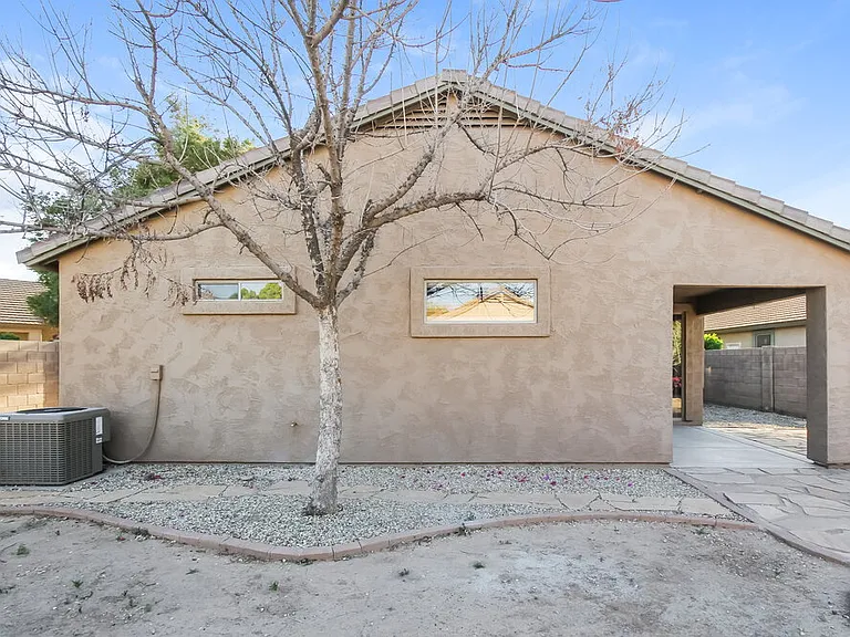8713 N 58th Ln — Photo 19