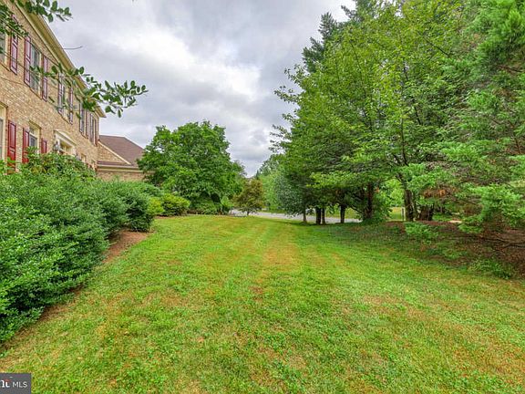 3rd image of 1118 Grand Hamptons Dr