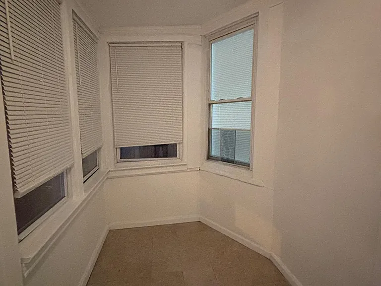 11 Dwight St #1 — Photo 13
