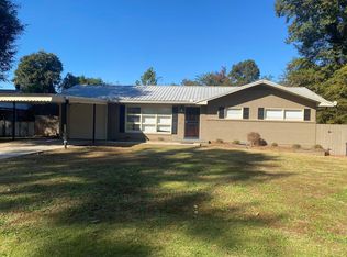 3621 Vivian Ln, Columbus, GA 31906