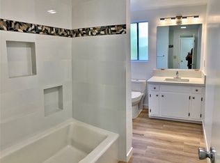 847 7th St, Hermosa Beach, CA 90254