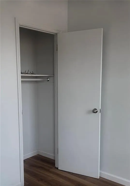 4 bed, 1000 sqft, $3,500 — Photo 3