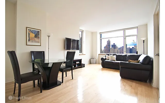 Rented by Douglas Elliman | media 13