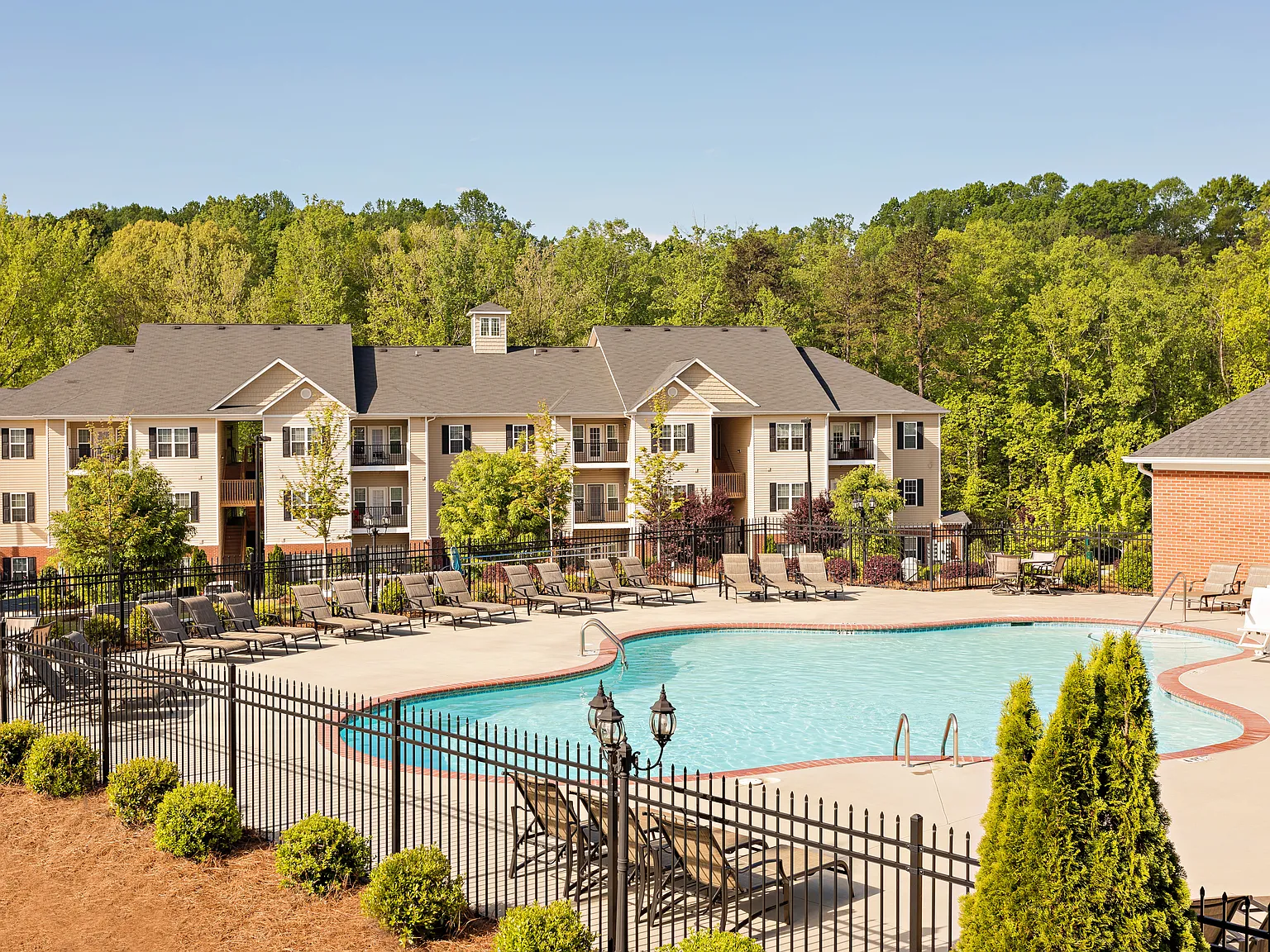 Stafford Place Apartments — Photo 4