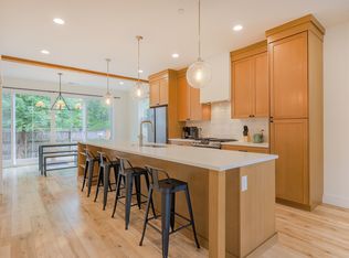 5851 SE Tenino St #A, Portland, OR 97206