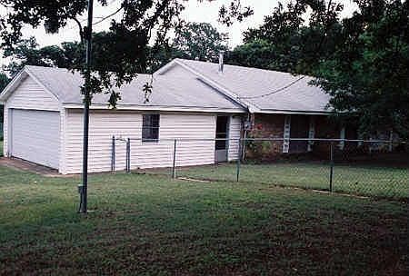 5th image of 1202 W Continental Blvd