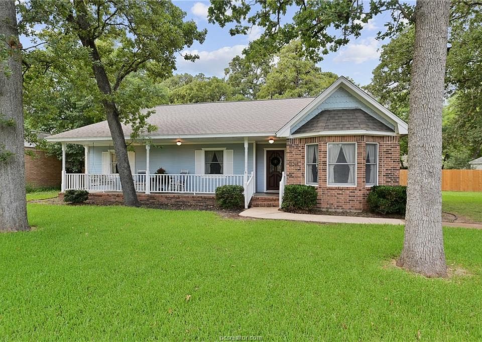 1st image of 2707 Wingate Cir