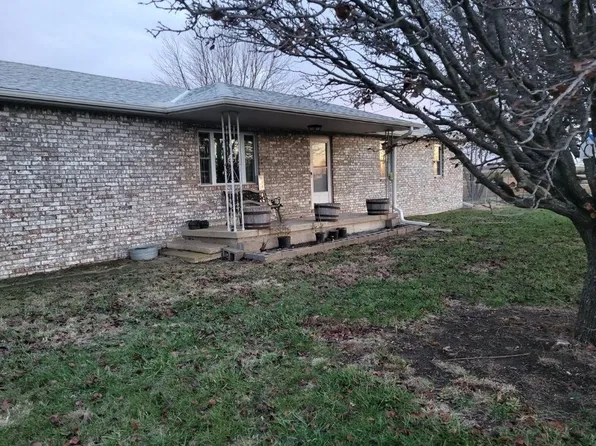 549 E 80th Ave N, Wellington, KS 67152