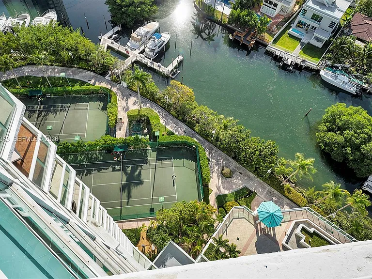 16400 Collins Ave #1944 — Photo 35