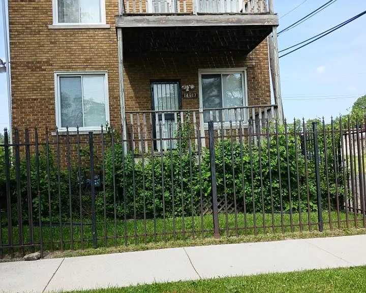 14917 Parkside Ave #1 — Photo 1