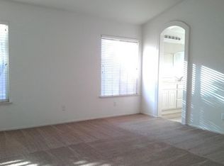 7039 Raymond Dr, Corona, CA 92880