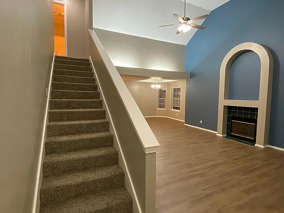2nd image of 782 W Juniper Ln