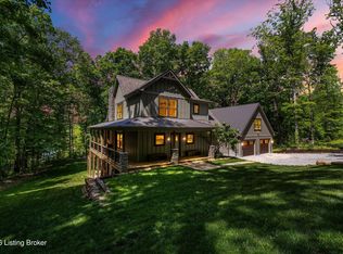 661 Averi Gray Ridge Dr, Mammoth Cave, KY 42259