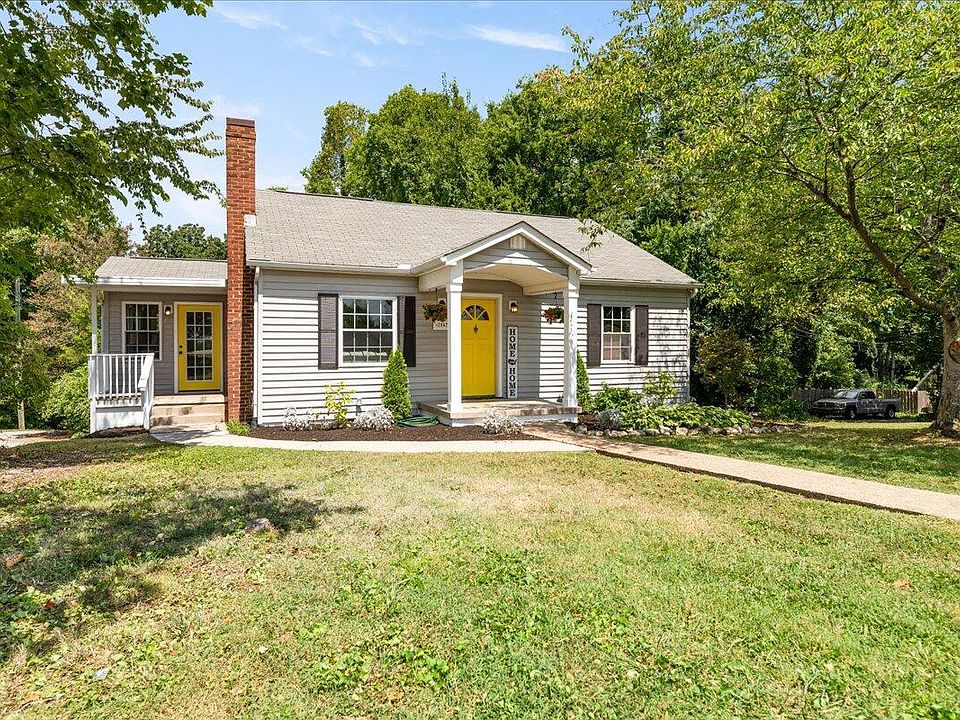 1st image of 2847 Gaston Ave