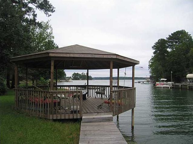 2nd image of 1144 Castaway Island Rd