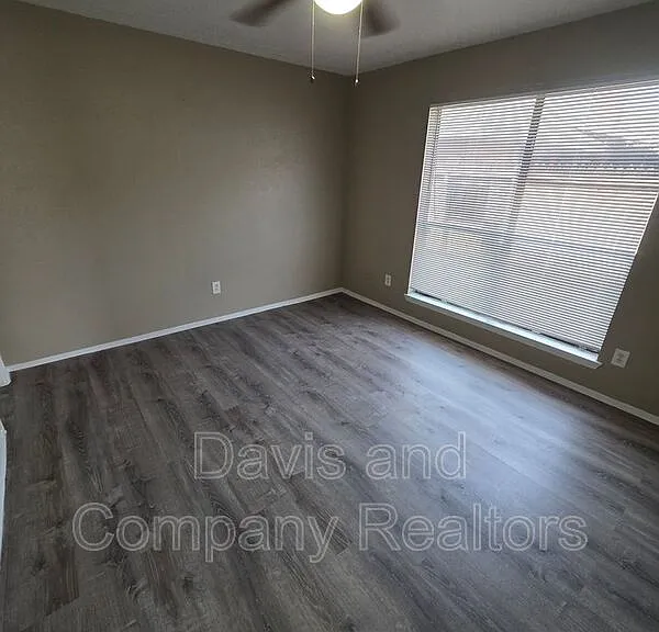 4412 Saint Andrews Dr #B — Photo 19