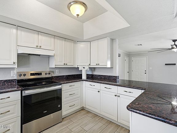 4th image of 445 N 111TH Way