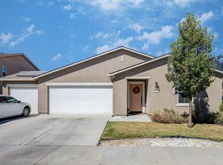 128 E Porter Ave, Visalia, CA