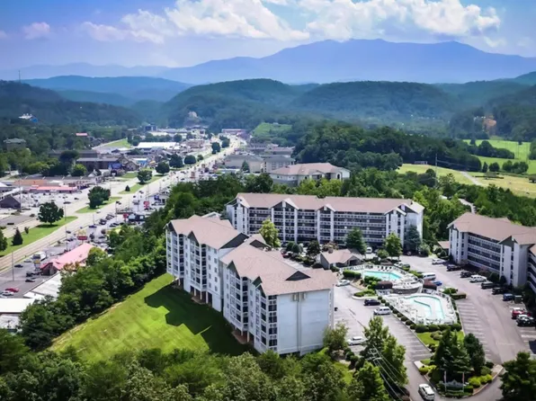 205 Ogle Dr #414, Pigeon Forge, TN 37863