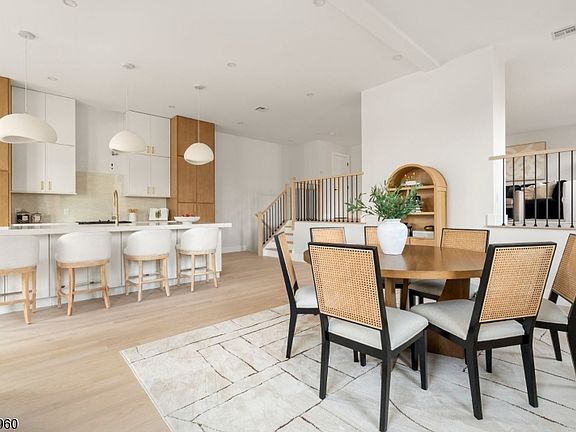 5th image of 112 Valley Rd BLDG 112 #A