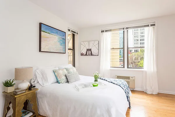 Rented by Compass | media 8