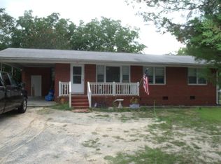 14980 Phillips Dr, Laurinburg, NC 28352