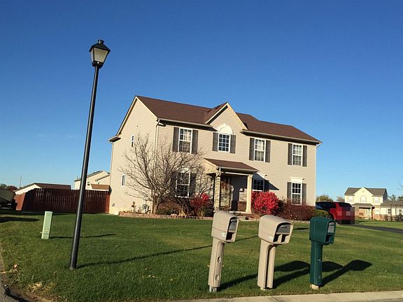 5th image of 1322 Blue Heron Dr
