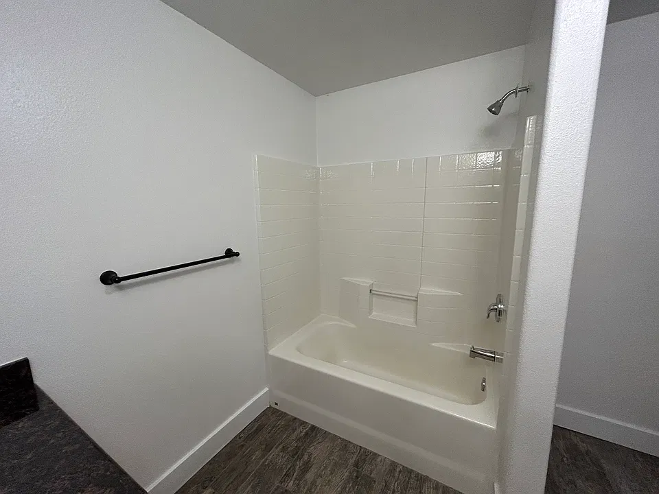 Full bath