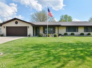 909 Spear Dr, Normal, IL 61761