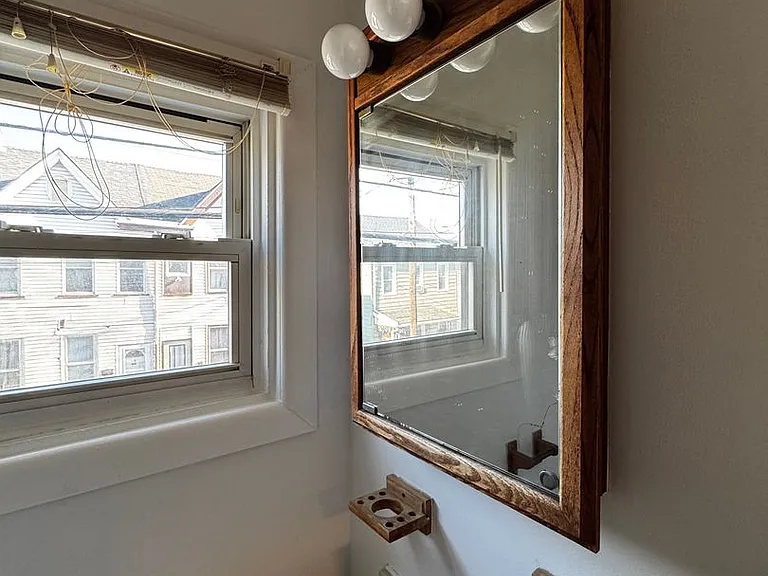 1254 Willow St — Photo 9