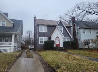 931 Caledonia Ave, Cleveland Heights, OH